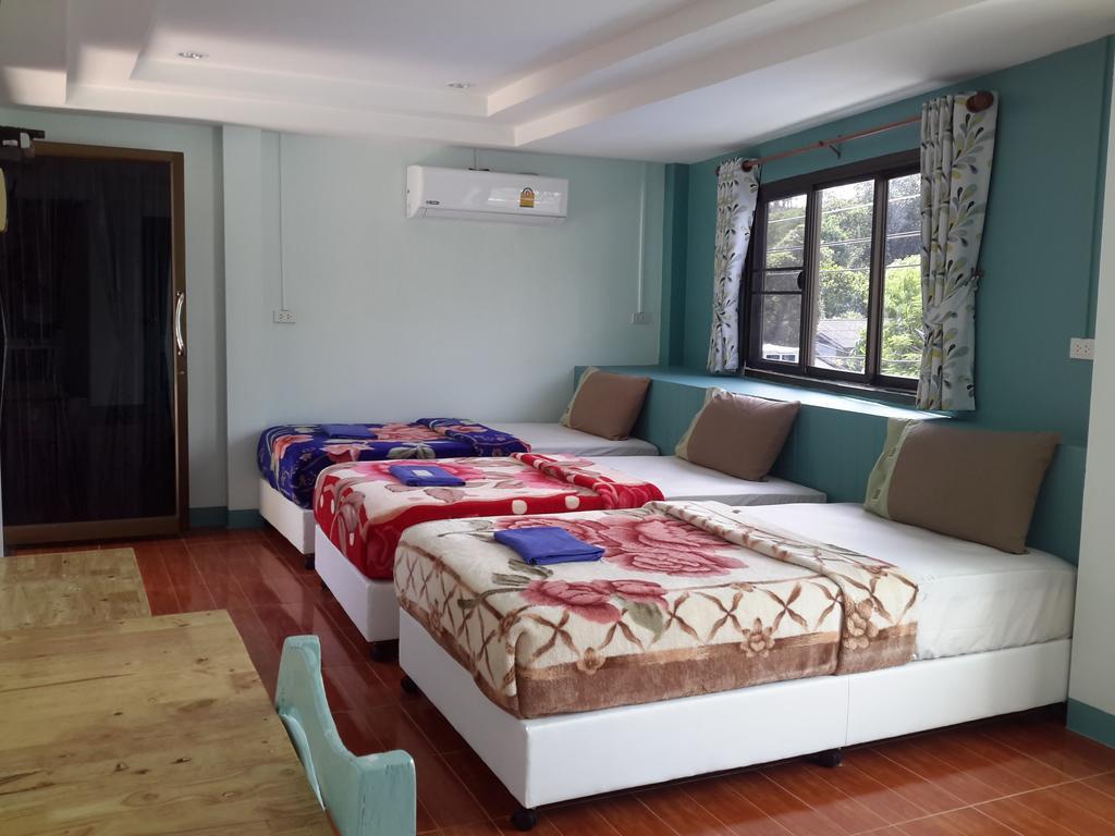 Monludee Guest House サメット島 部屋 写真